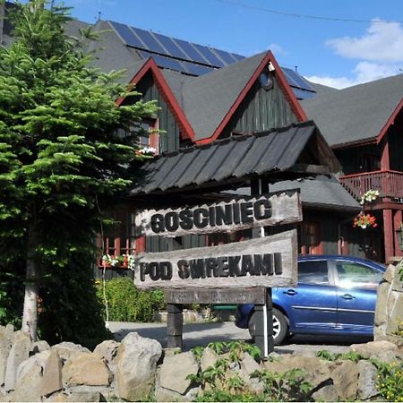 Gosciniec Pod Smrekami Acomodação com café da manhã Czorsztyn Exterior foto