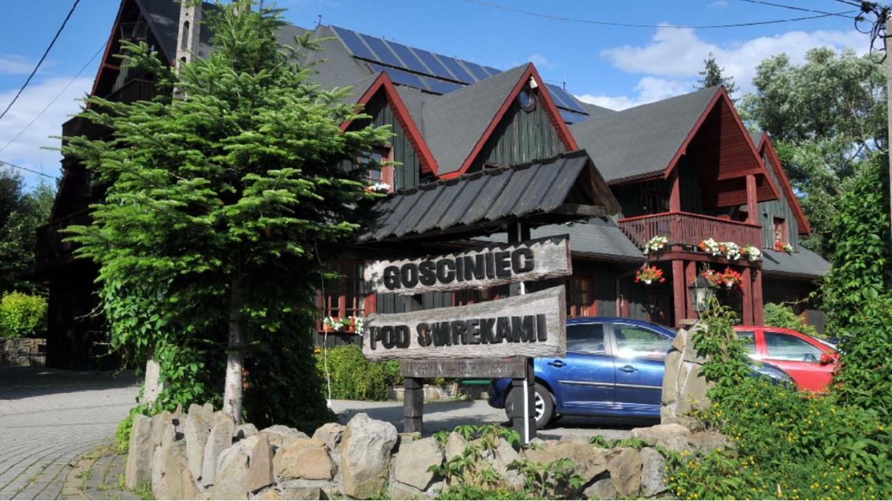 Gosciniec Pod Smrekami Acomodação com café da manhã Czorsztyn Exterior foto