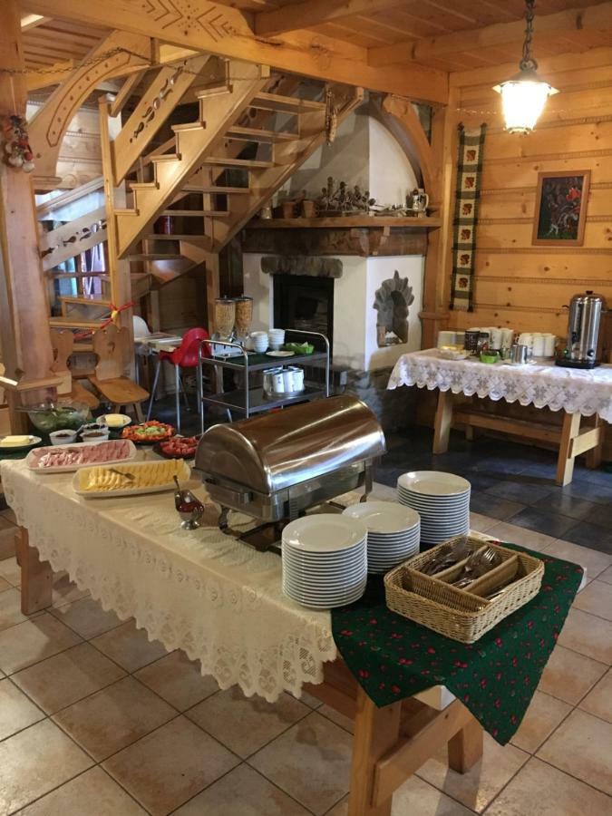 Gosciniec Pod Smrekami Acomodação com café da manhã Czorsztyn Exterior foto